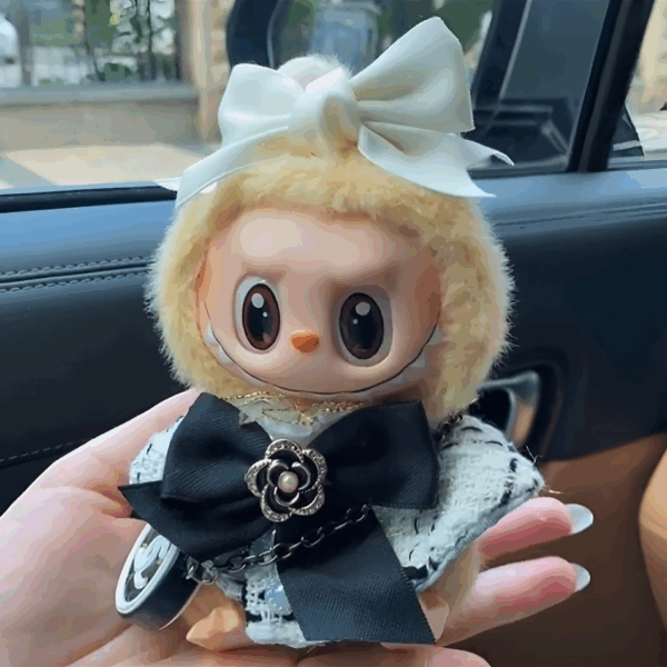 005 - Doll Clothes C Style White Bow + Cloak + Bag
